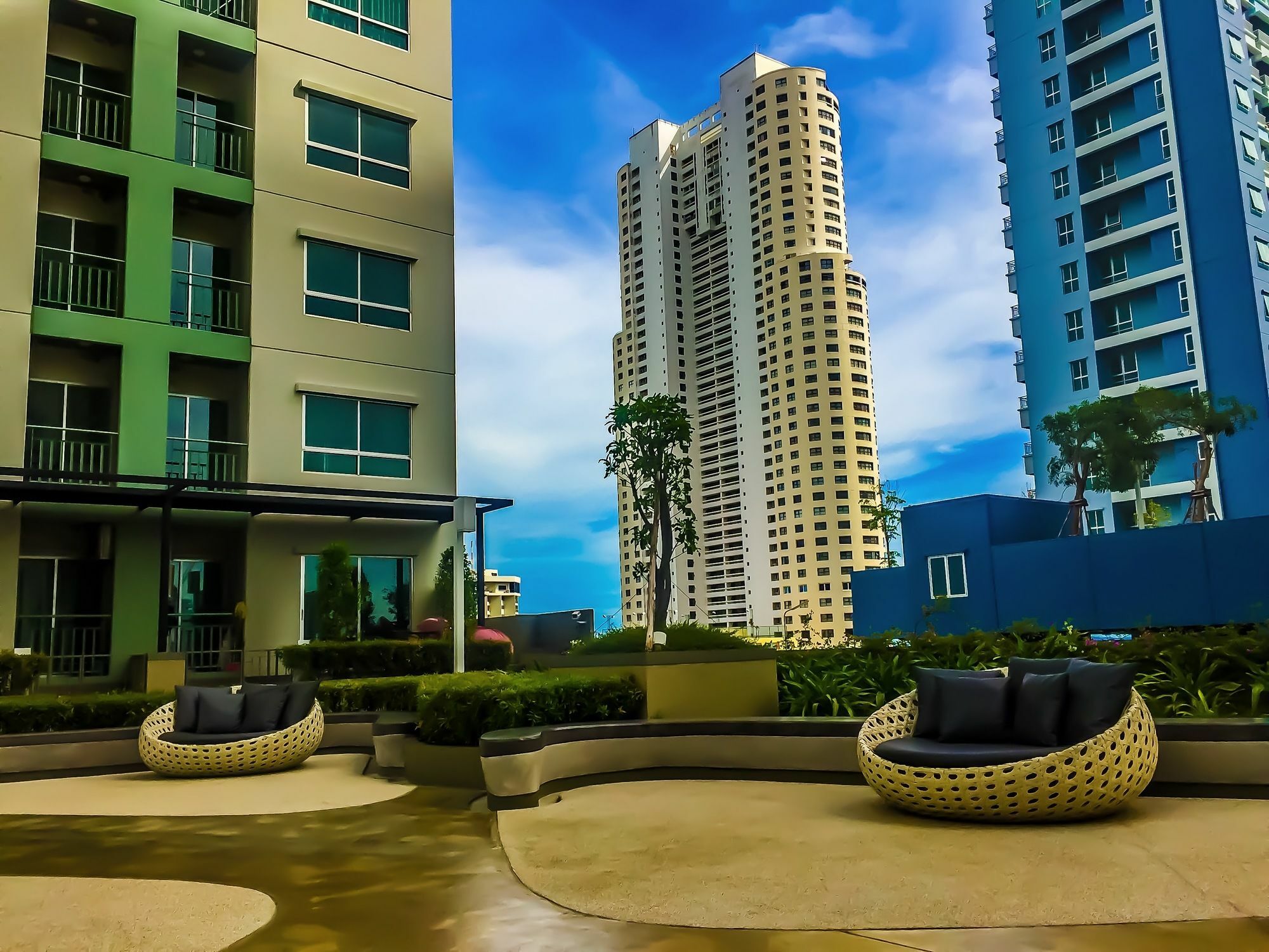 Hotel Lumpini Seaview Jomtien By Parikal Exterior foto